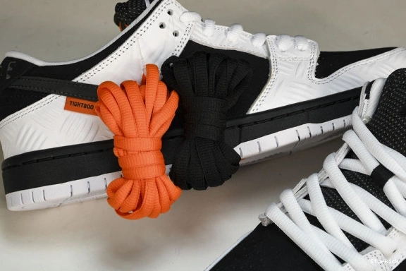 Tightbooth x Nike Low FD2629-100 SB Dunk  0804